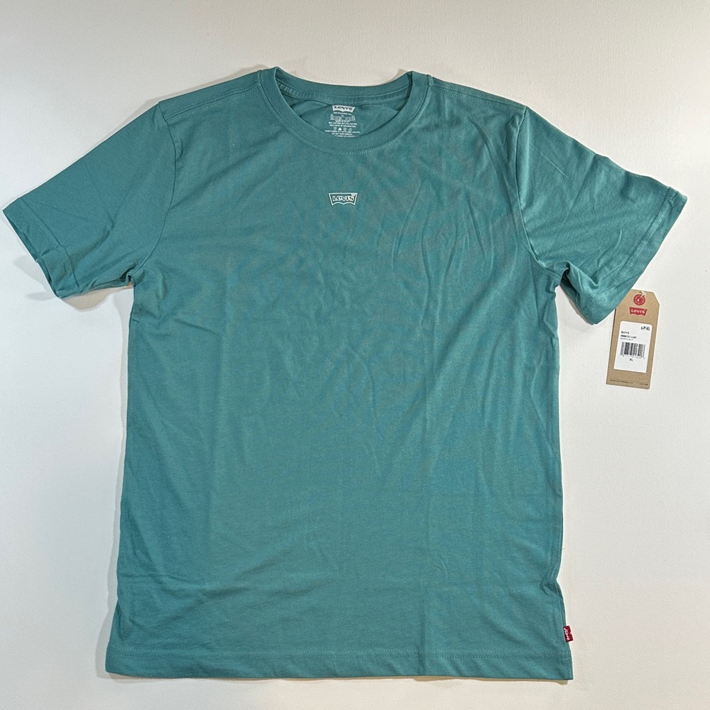Brand new Levi’s Red Tab short sleeve t-shirt for boys